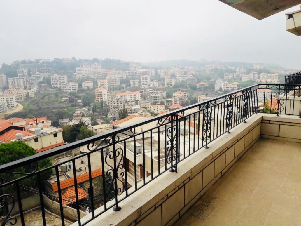 Dynasty Suite Aley Buitenkant foto